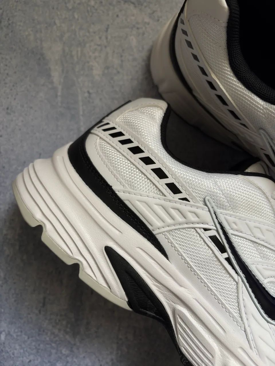 Nike Initiator "Black White" - 41 - Foto 2