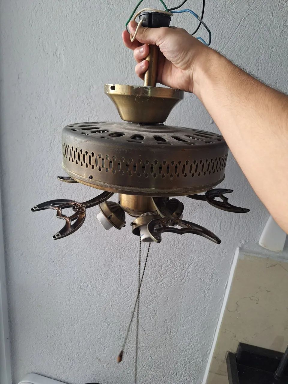 Lustre e ventilador de teto bronze - Foto 2