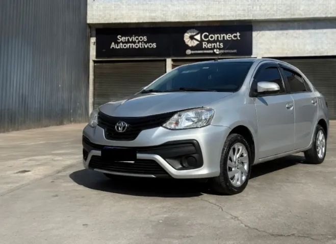 Toyota Etios Sedan uber confort