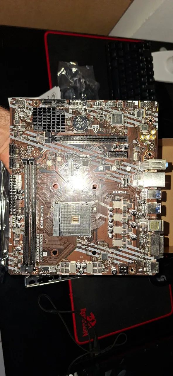 Placa Mãe MSI A520M-A PRO (Socket AM4) - Foto 2