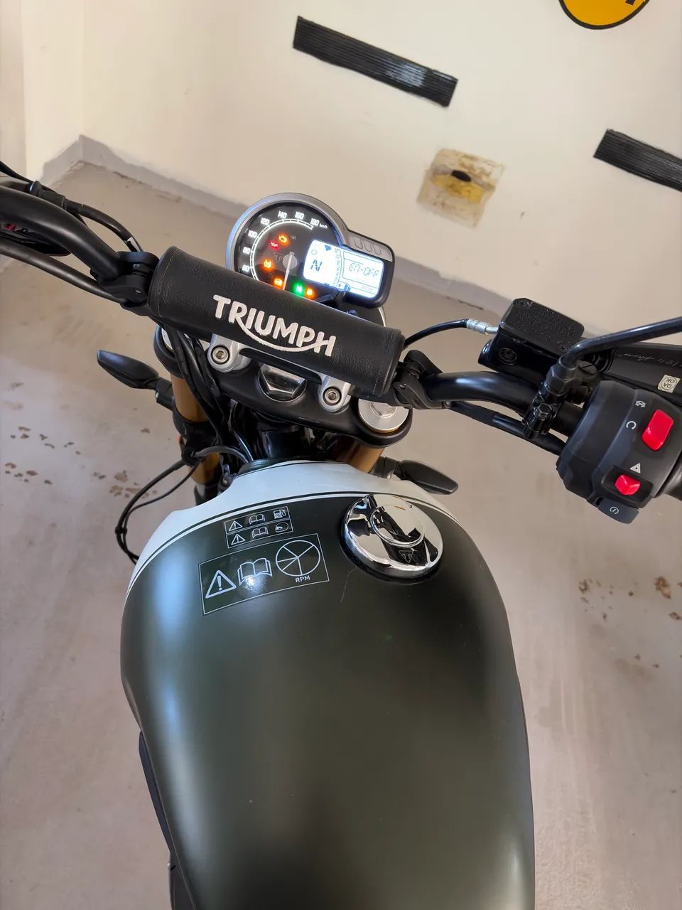Triumph Scrambler 400x - Foto 3