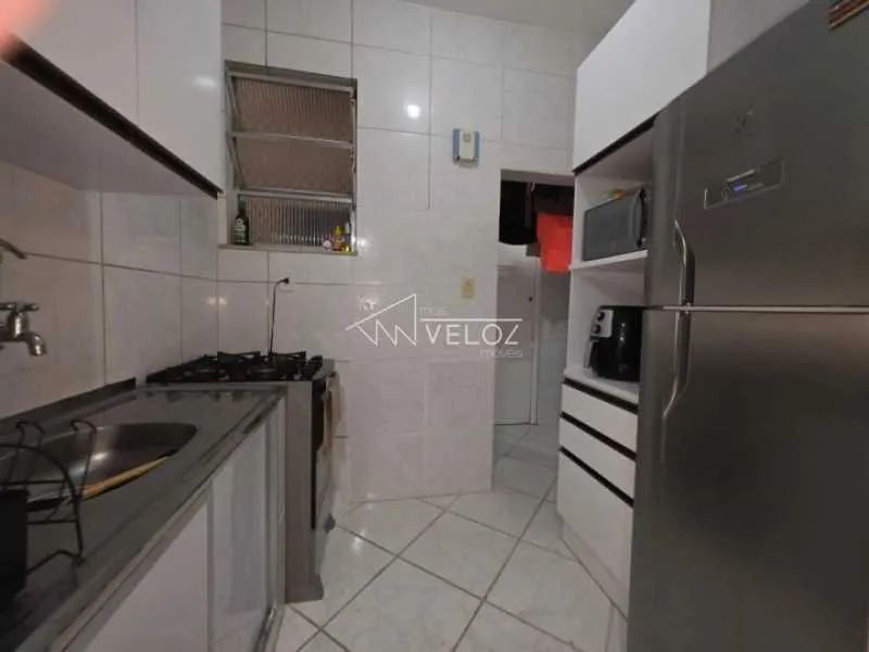 Apartamento : / Residencial / Laranjeiras