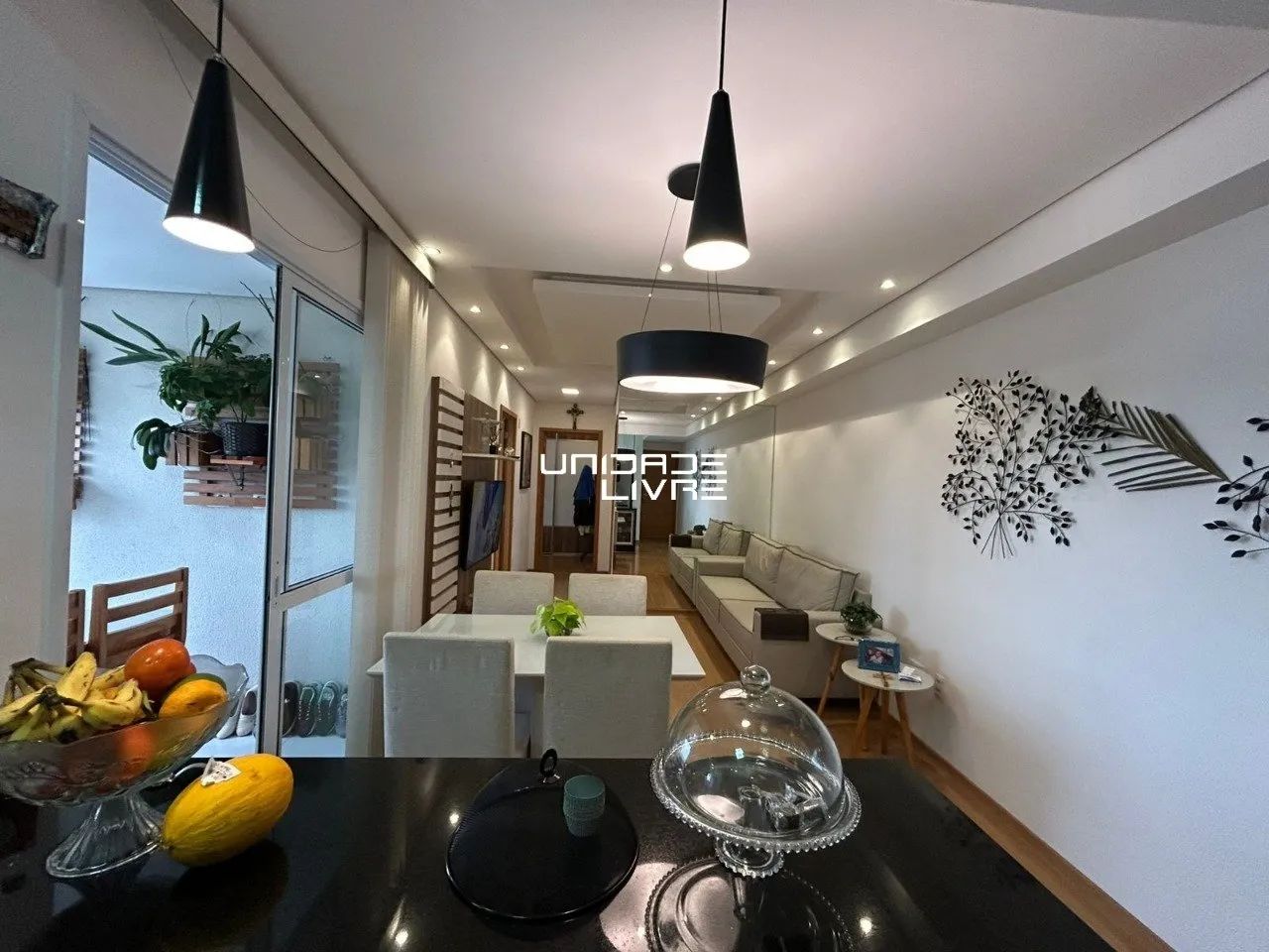 Apartamento 2 Dormitórios (1 Suíte) - Centro com Vista para a Serra