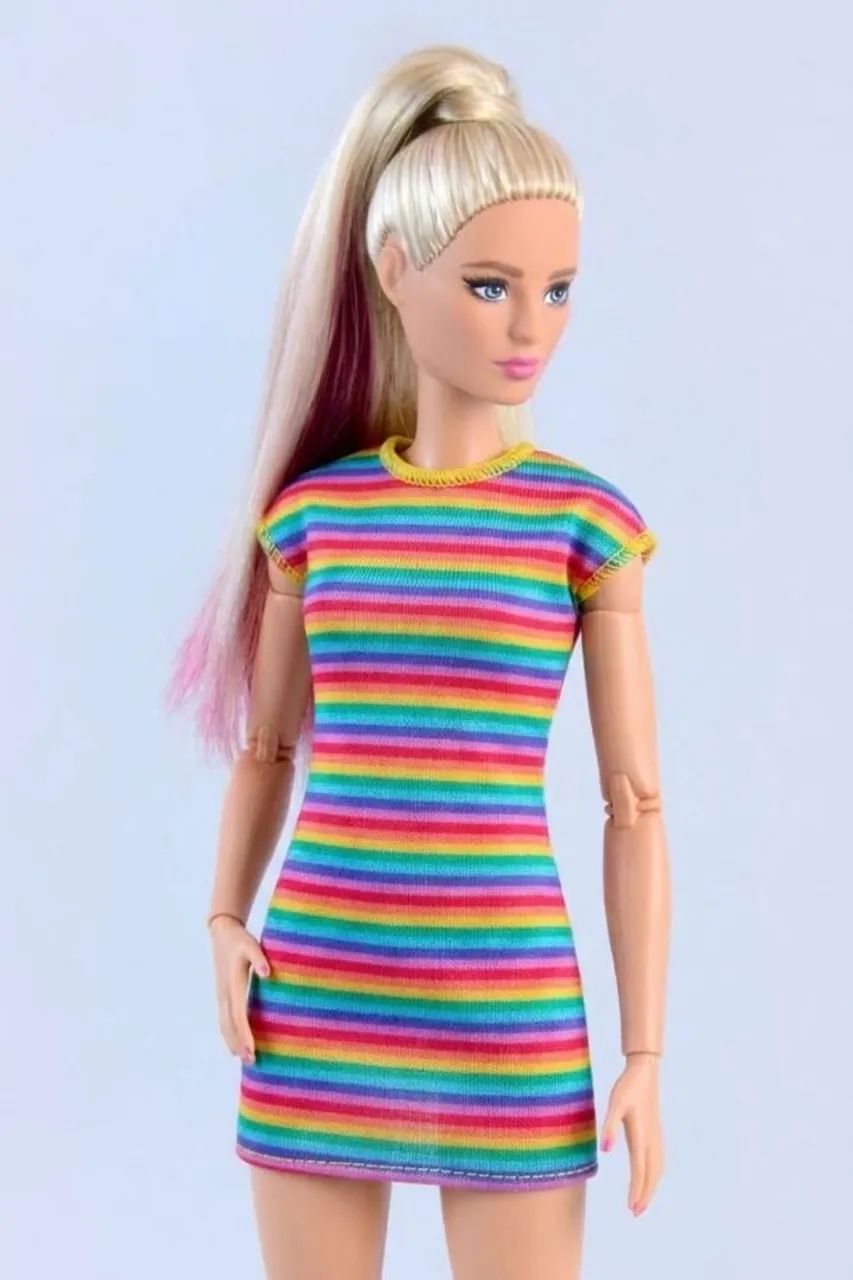 Look Barbie 