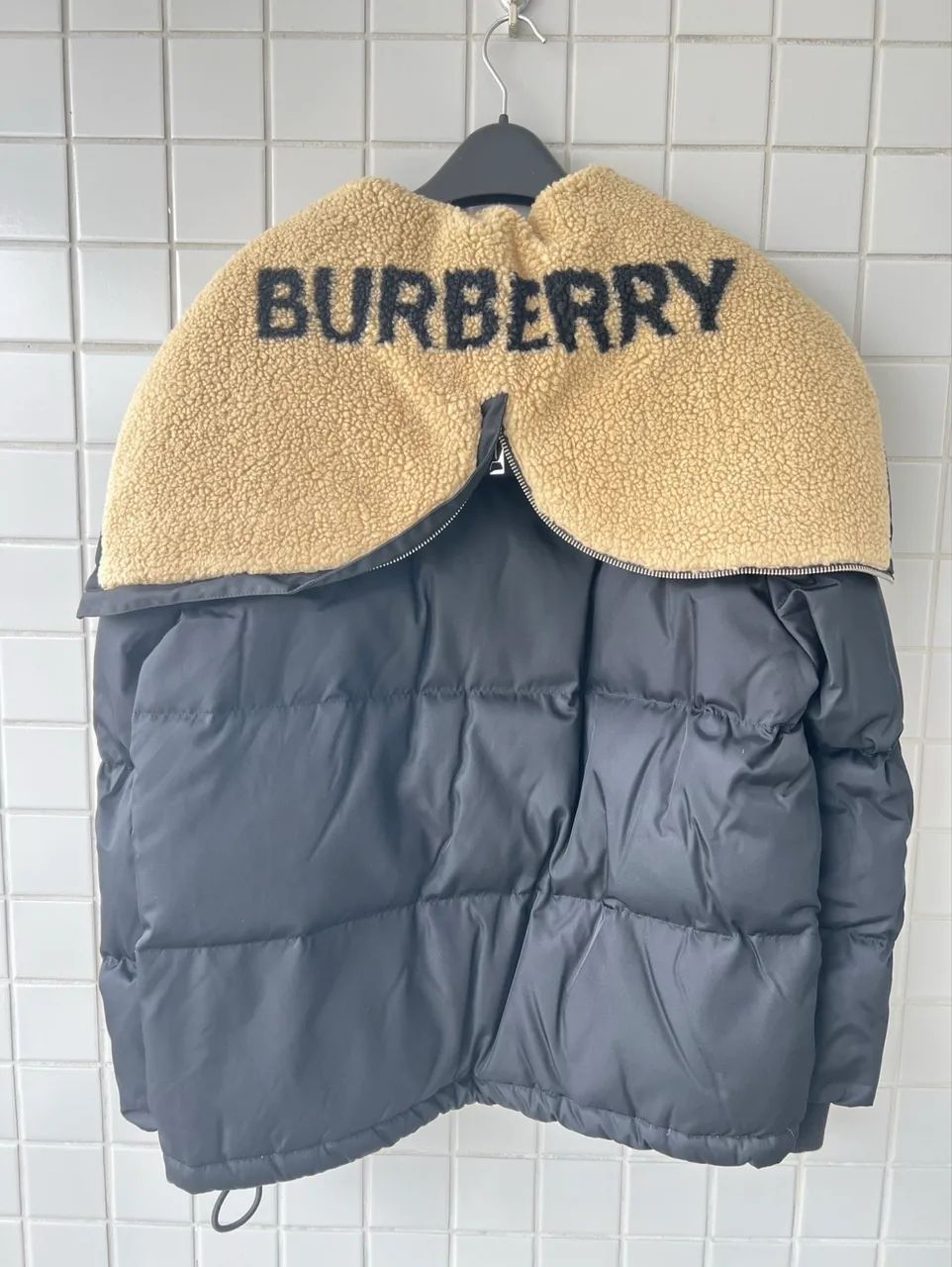 Casaco Burberry Feminino  - Foto 2