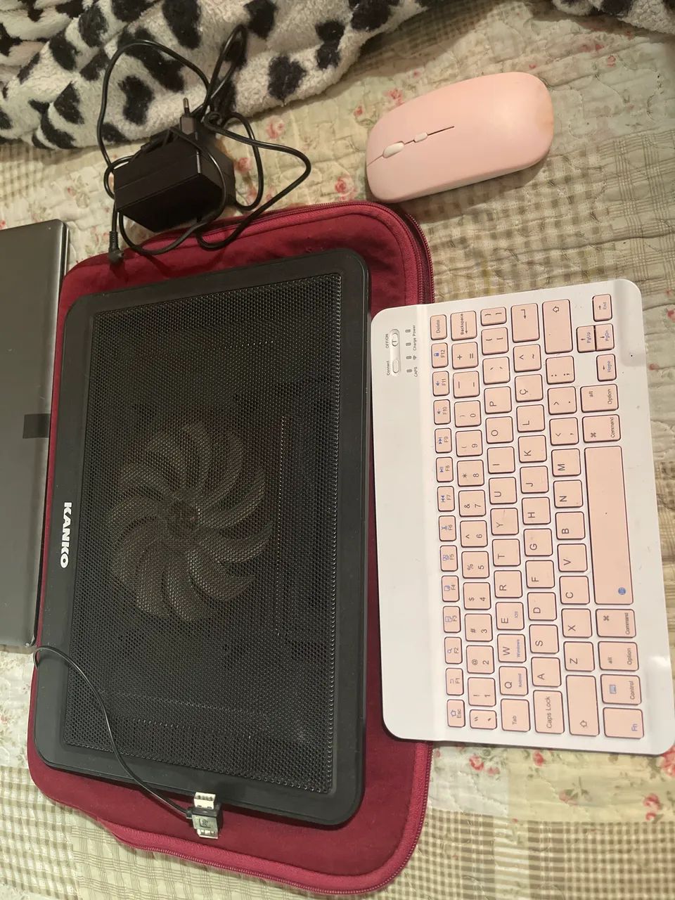 NOTBOOK PHILCO DESLIGANDO - Foto 4