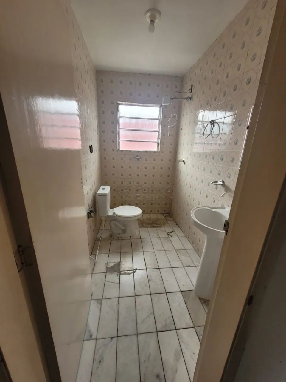 Casa Próxima ao Centro - Sua Nova Moradia te Espera! - Foto 3