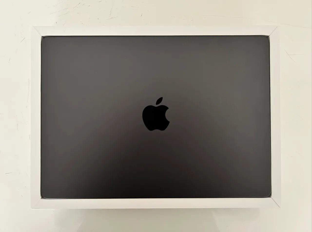  MacBook Pro - 14" - M4 Pro - 24gb - 512GB - 12-core CPU, 16-core GPU - Foto 5