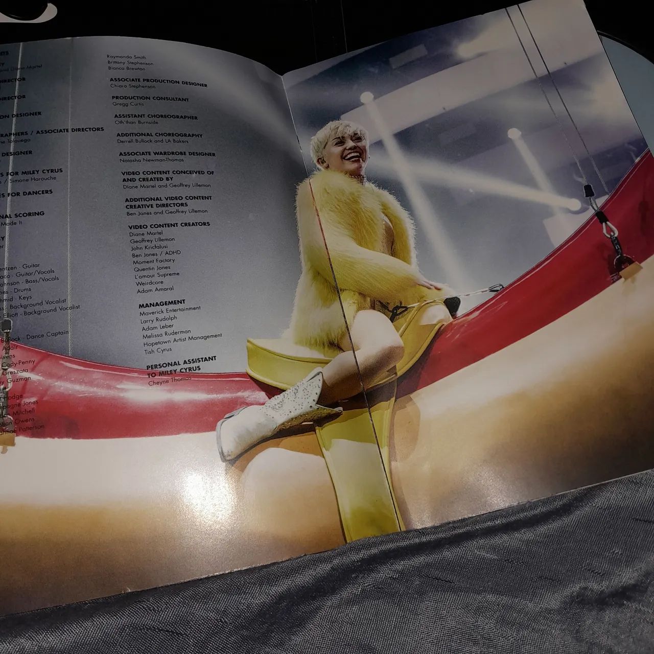 Dvd Miley cirus - Bangerz tour - Foto 4