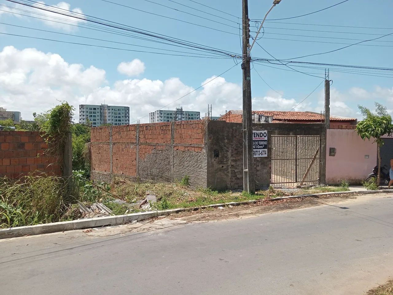 Vendo terreno com obras iniciadas - São Jorge 