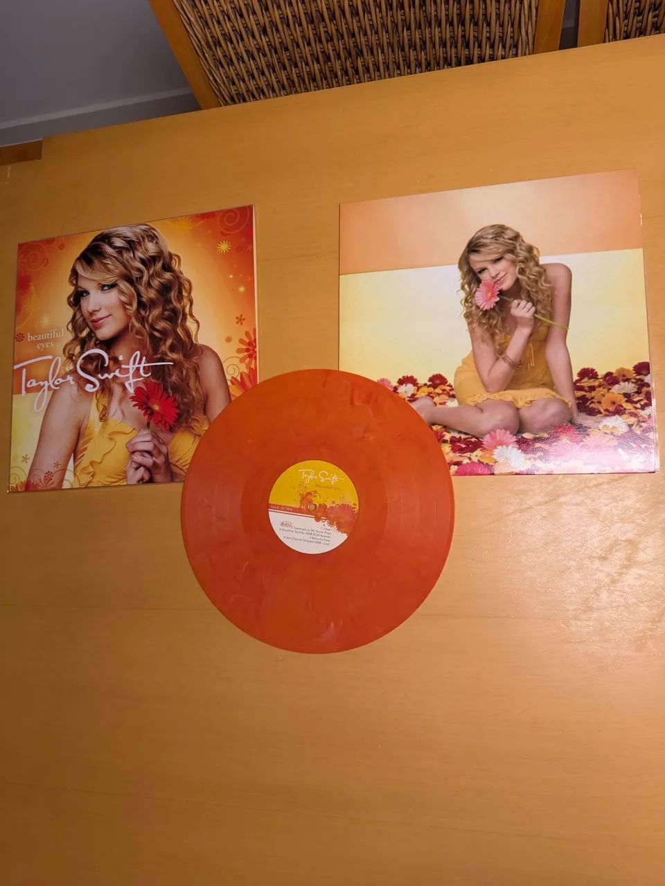 LP BEAUTIFUL EYES - TAYLOR SWIFT ( leia descrição!!) - CDs, DVDs
