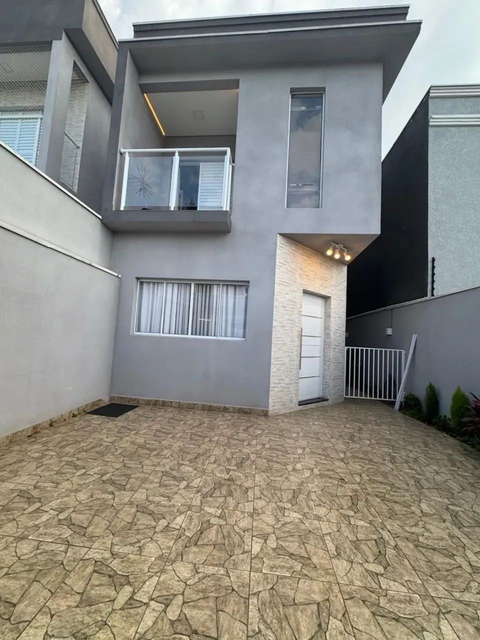 CASA PARA LOCAÇÃO NO NOVA JAGUARI - SANTANA DE PARNAÍBA - SP