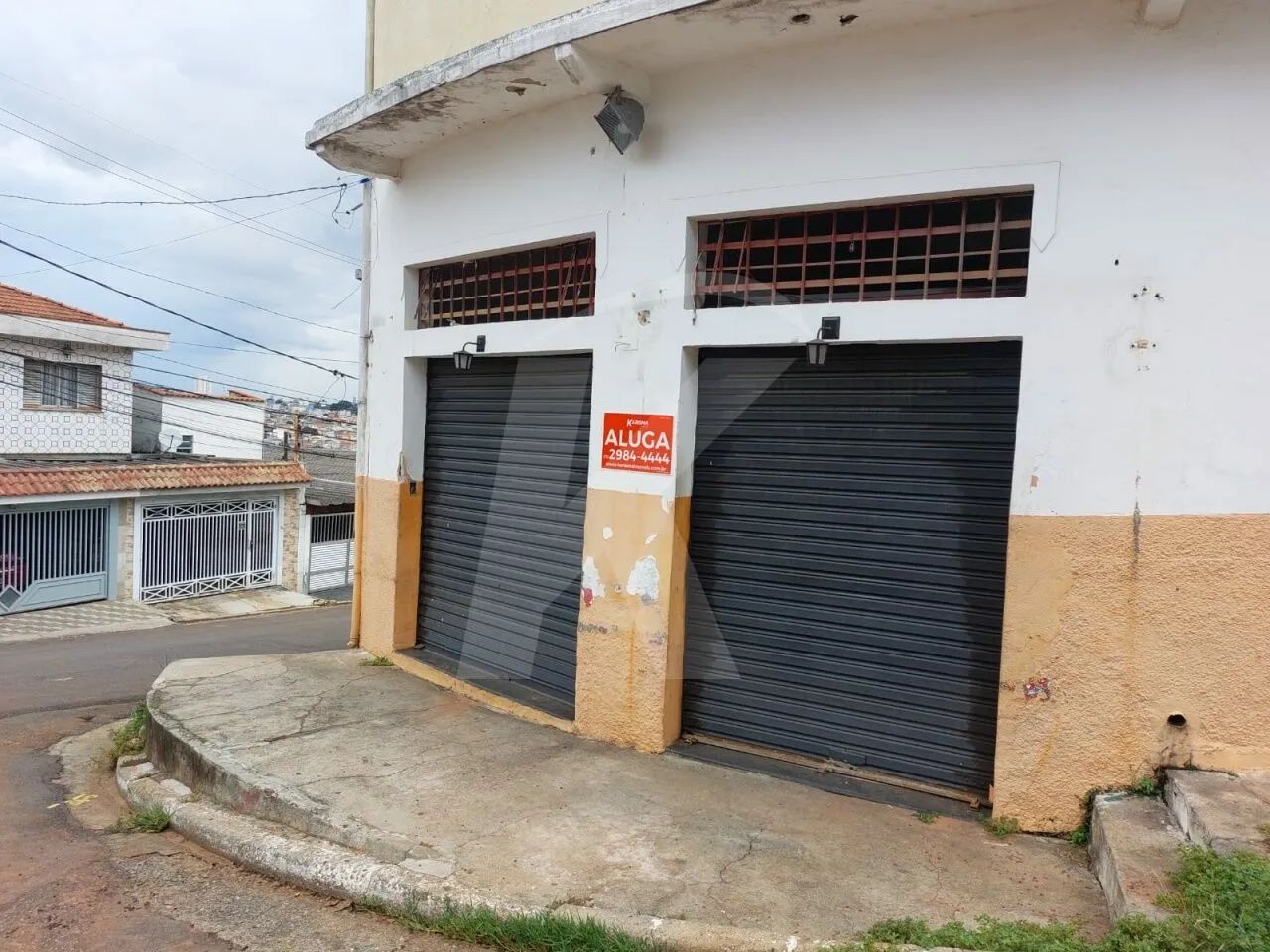 Salão comercial com 2 banheiros. - Foto 3