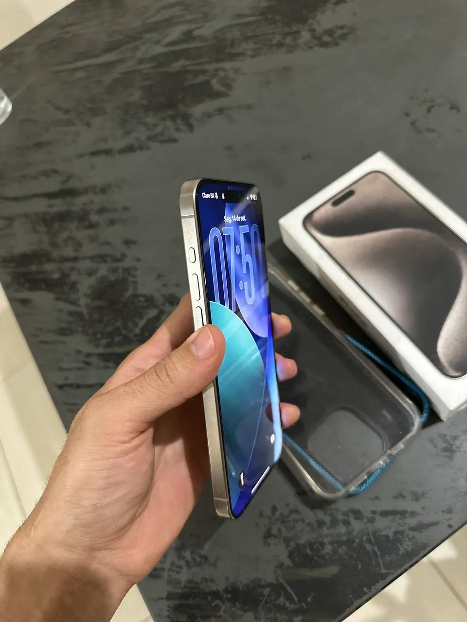 iPhone 15 pro Max com caixa  - Foto 4
