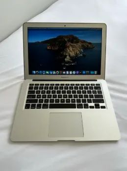 Macbook Air i5 8 giga