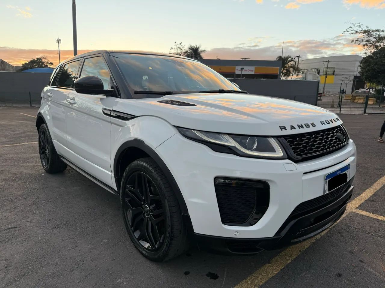 Land Rover Range Rover Evoque HSE DYNAMIC 2.0 TB-SI4 2017