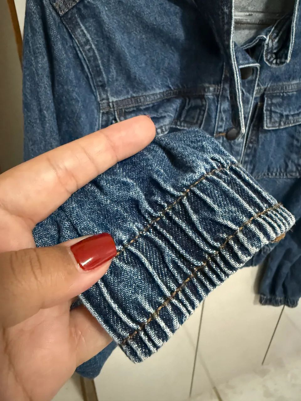Jaqueta Jeans usada - TAM P - 40,00 - Foto 3