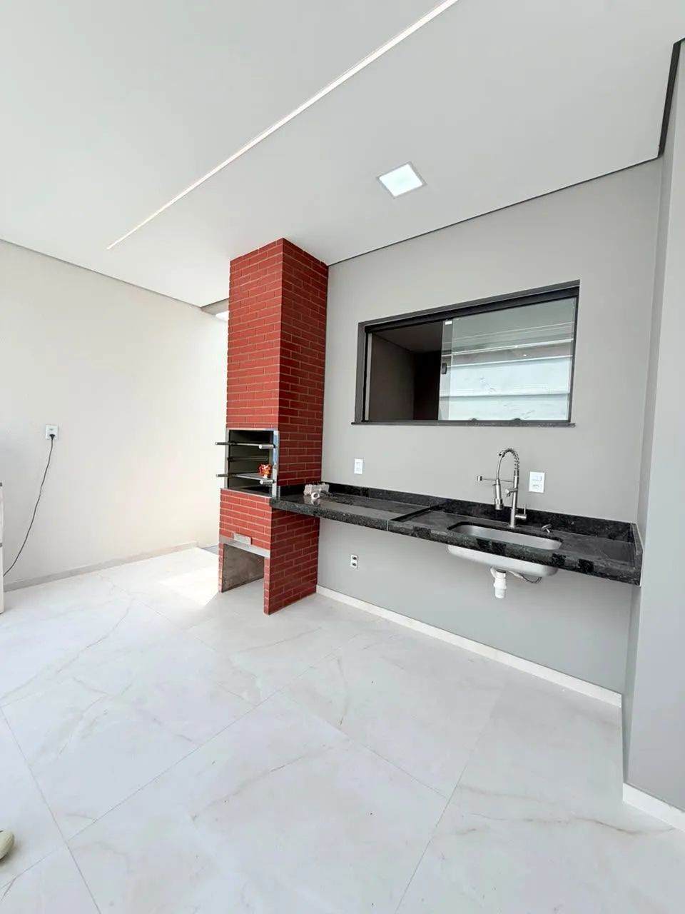 VENDA | CASA TERREA ARAÇAGY |3 Suítes, sendo 1 master com closet - Foto 5