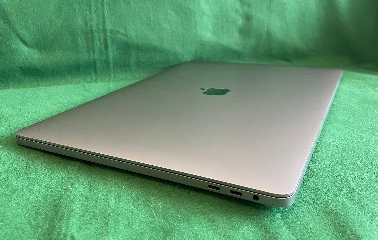 Macbook Pro 2019 i7 16GB 500GB - Notebooks - Bento Ferreira