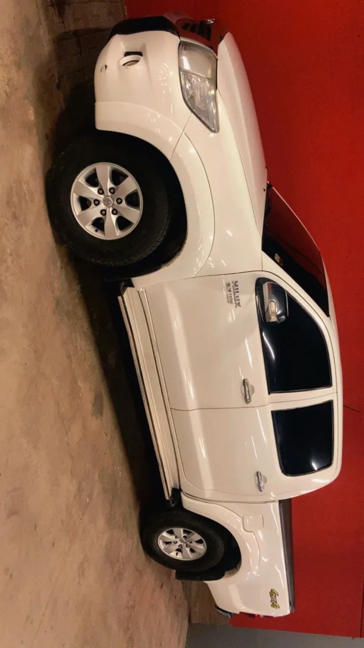 Toyota Hilux 2013