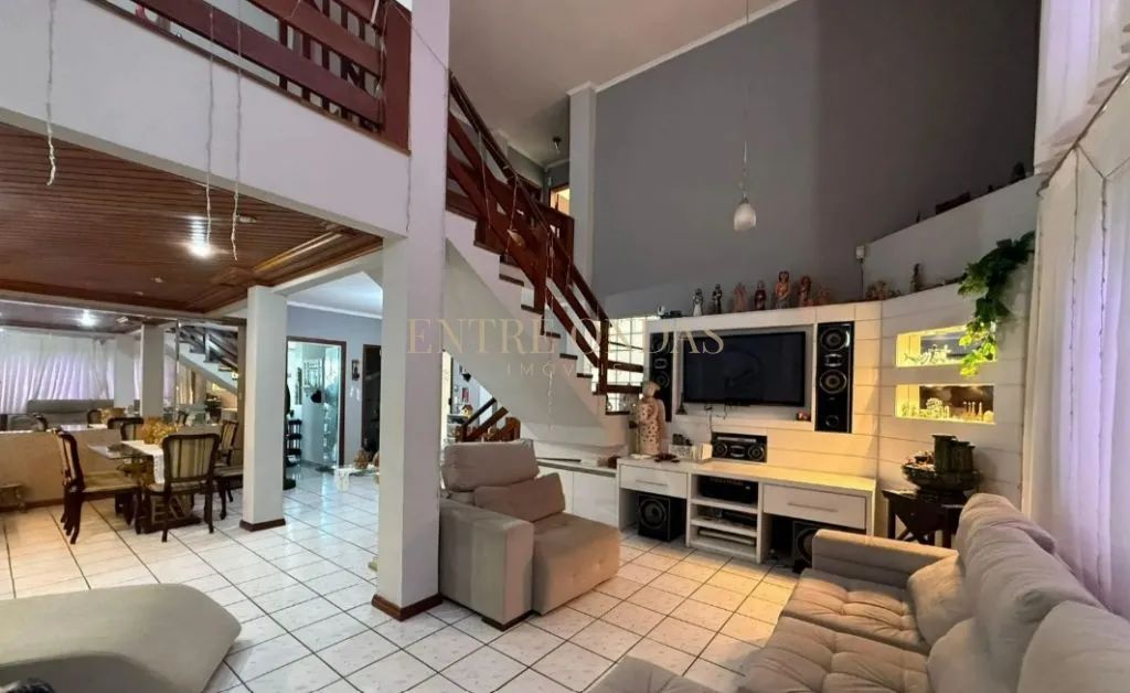 Casa com 5 quartos no bairro Jardim Atlântico, Florianópolis. - Foto 3