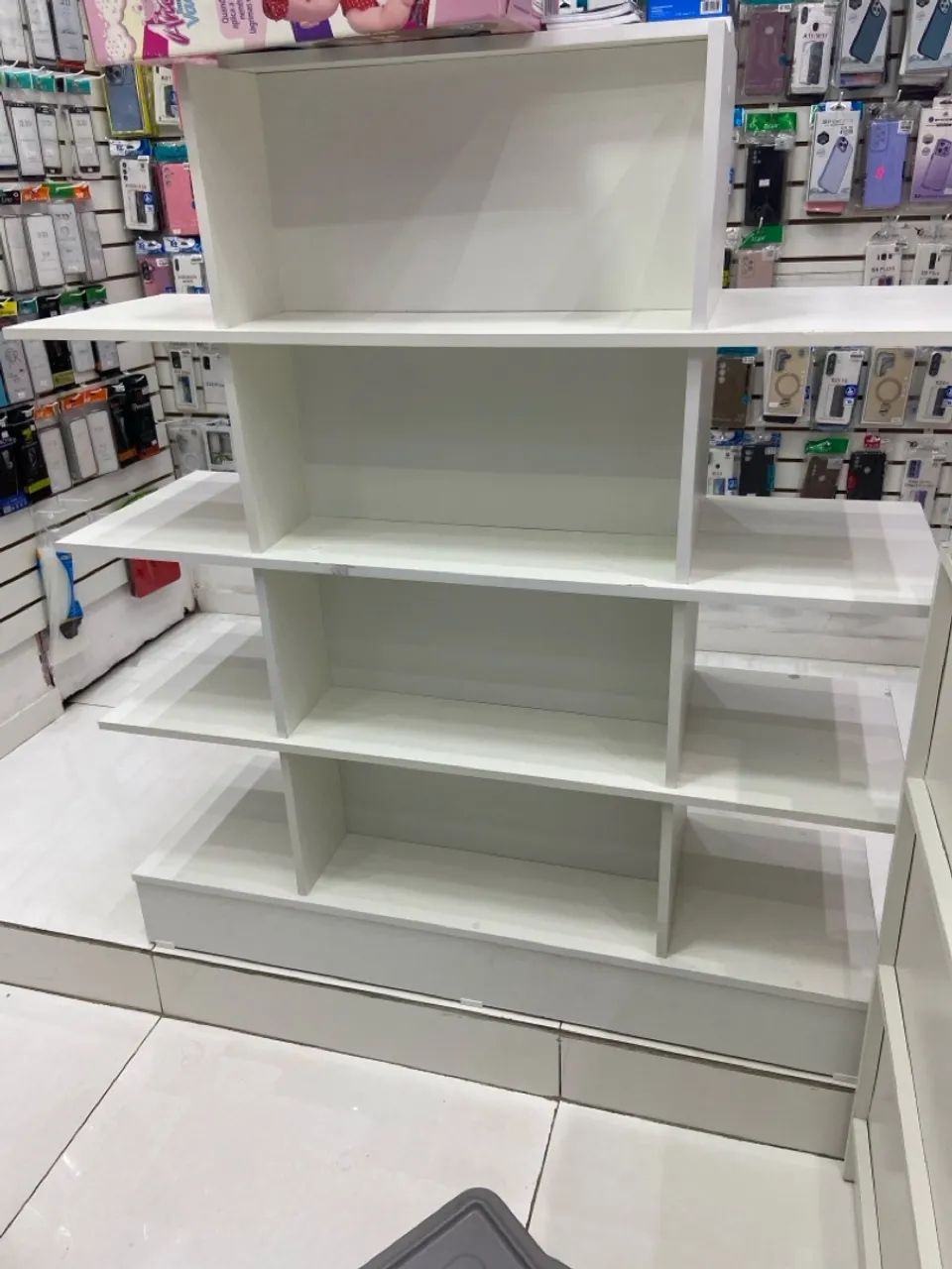 Móveis de para loja usado