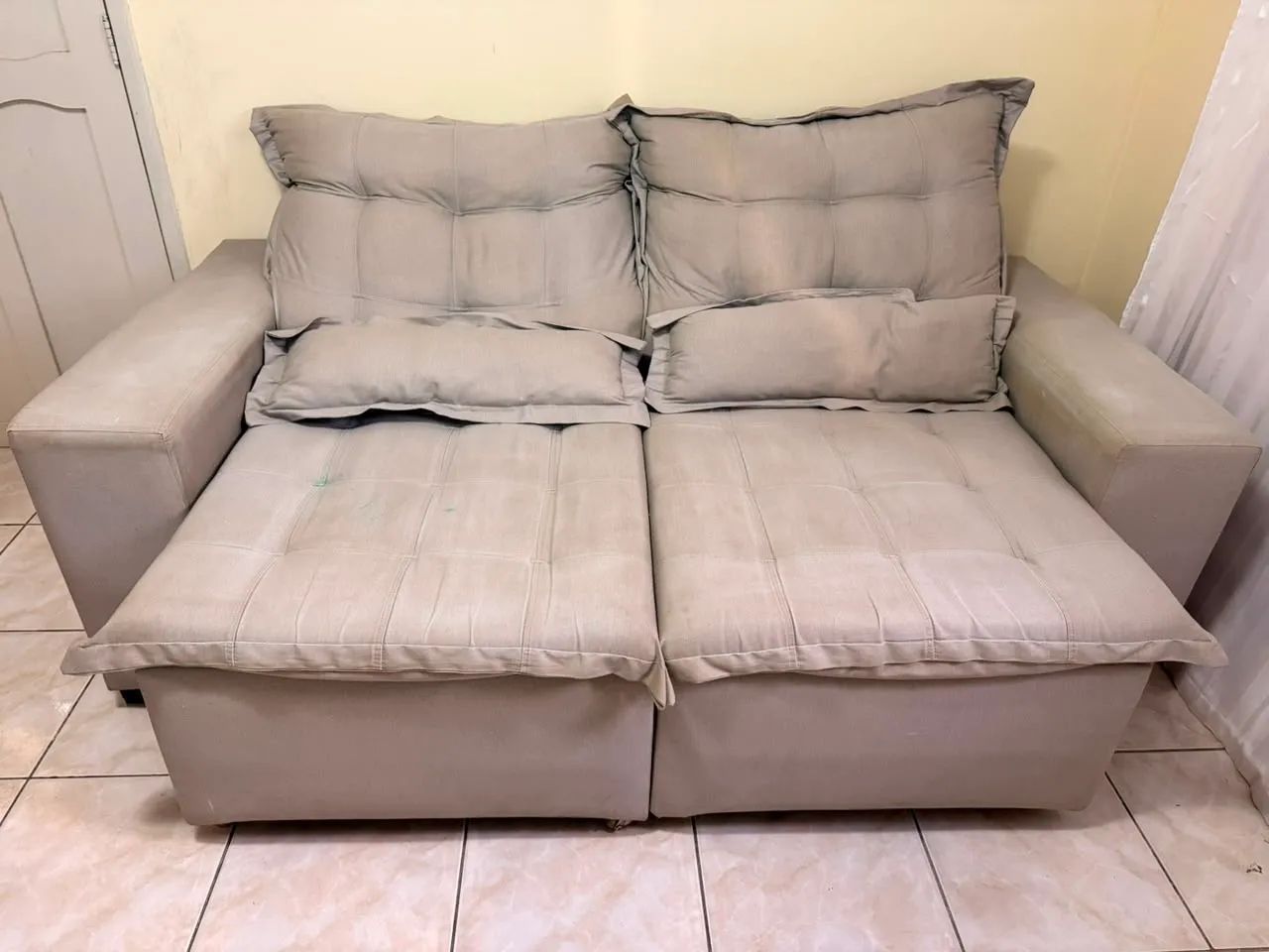 Sofá Retrátil Reclinável e Poltronas  - Foto 3