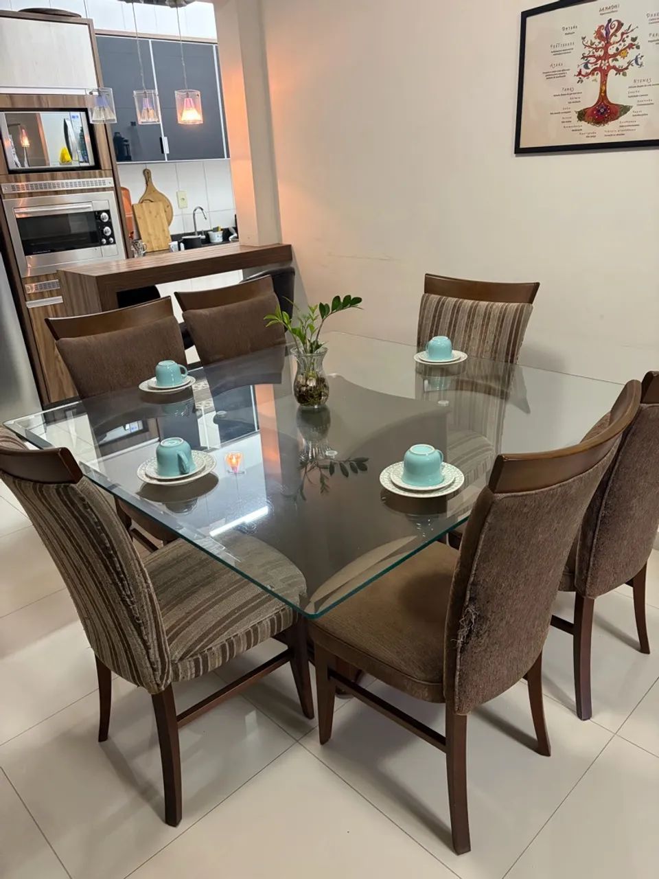 Mesa de vidro 8 lugares com cadeiras - Foto 4