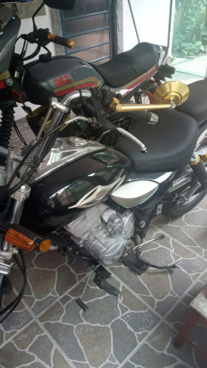 Moto preta  - Foto 4