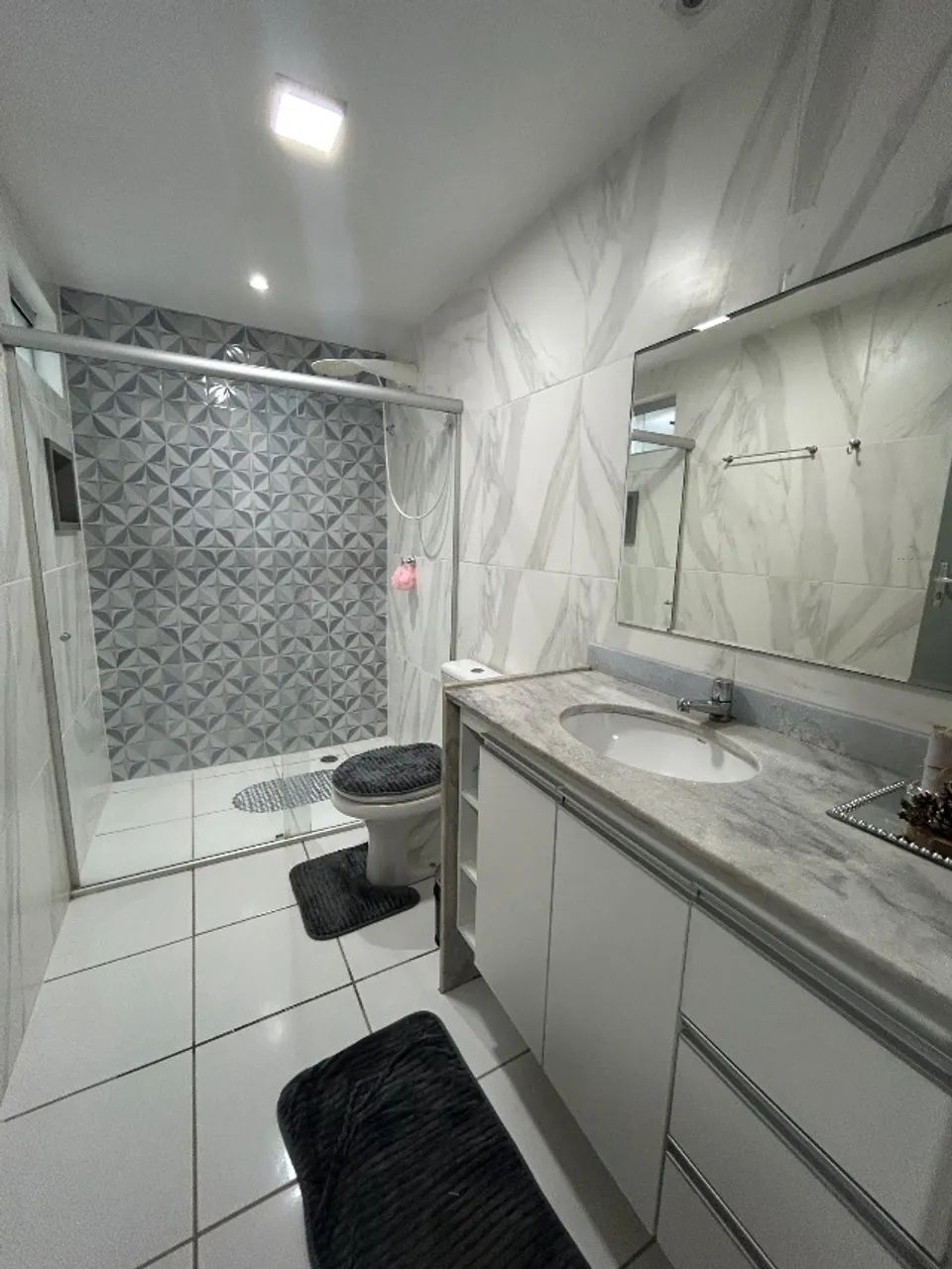 EXCELENTE!!REFORMADO!!EDIFICIO OMEGA!! 3 QTS S/2 SUÍTES!! 495 MIL - Foto 4