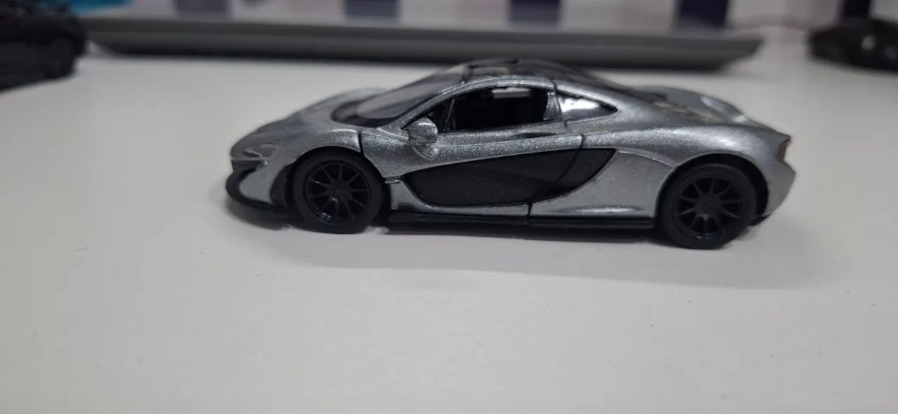 Mclaren p1 cinza miniatura  - Foto 2