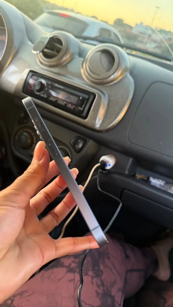 iPhone 14  - Foto 2
