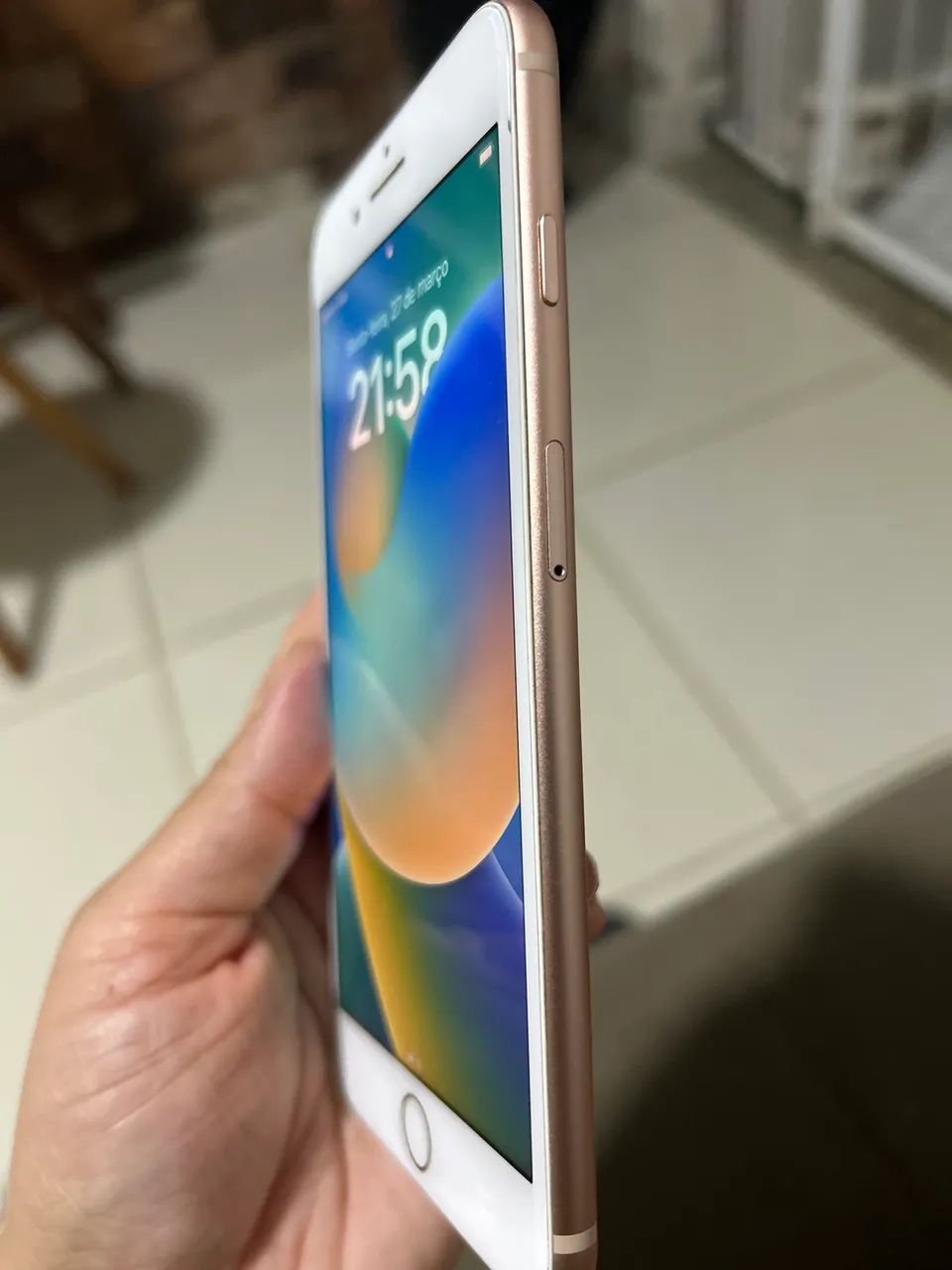iPhone 8 Plus 64 gigas - Foto 3