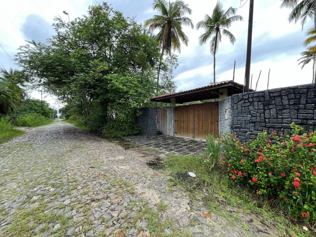 vendo excelente terreno de 15 mil m2 no Eusébio.