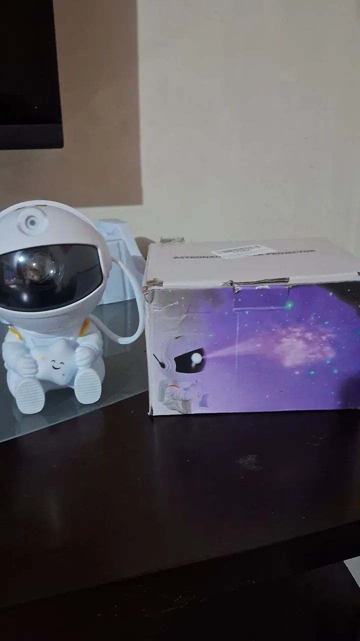 Astronauta projetor 
