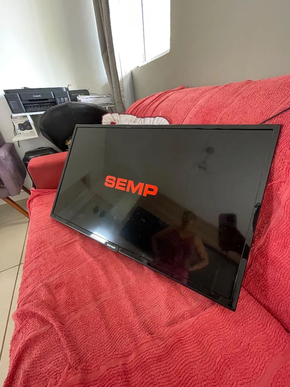 Tv apenas com defeito no brilho 
