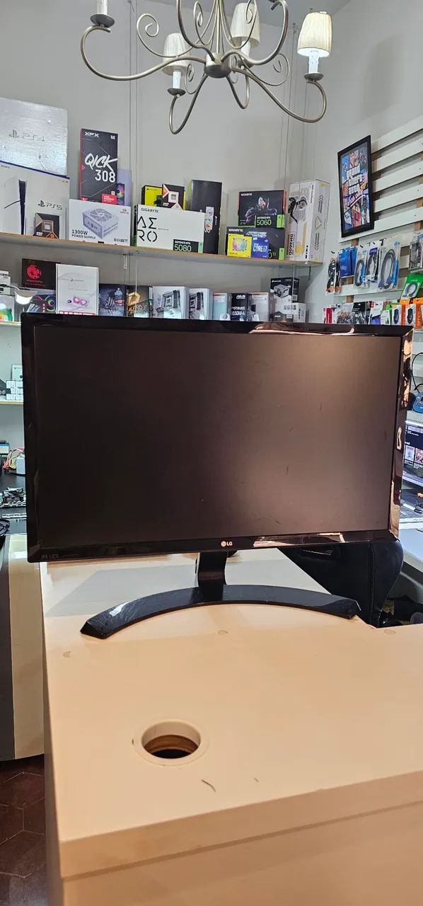 Monitor LG 22" Full HD IPS com HDMI 