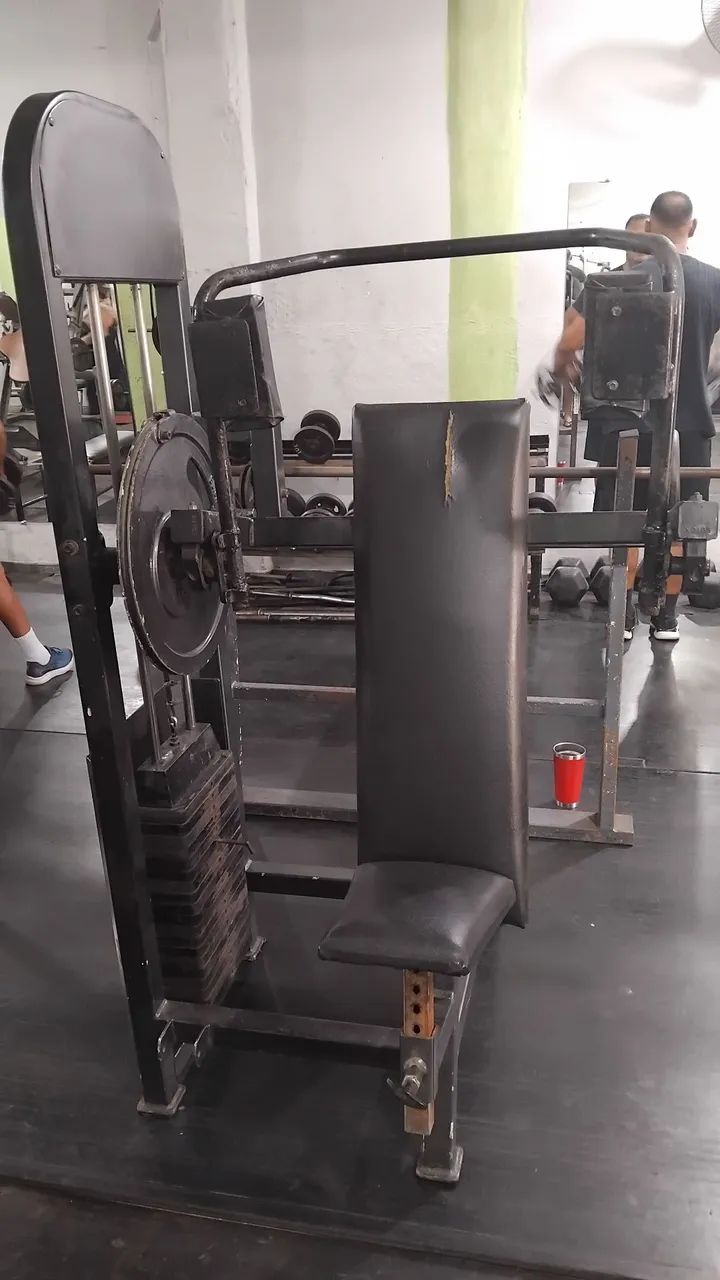 Maquina de musculação pullover 