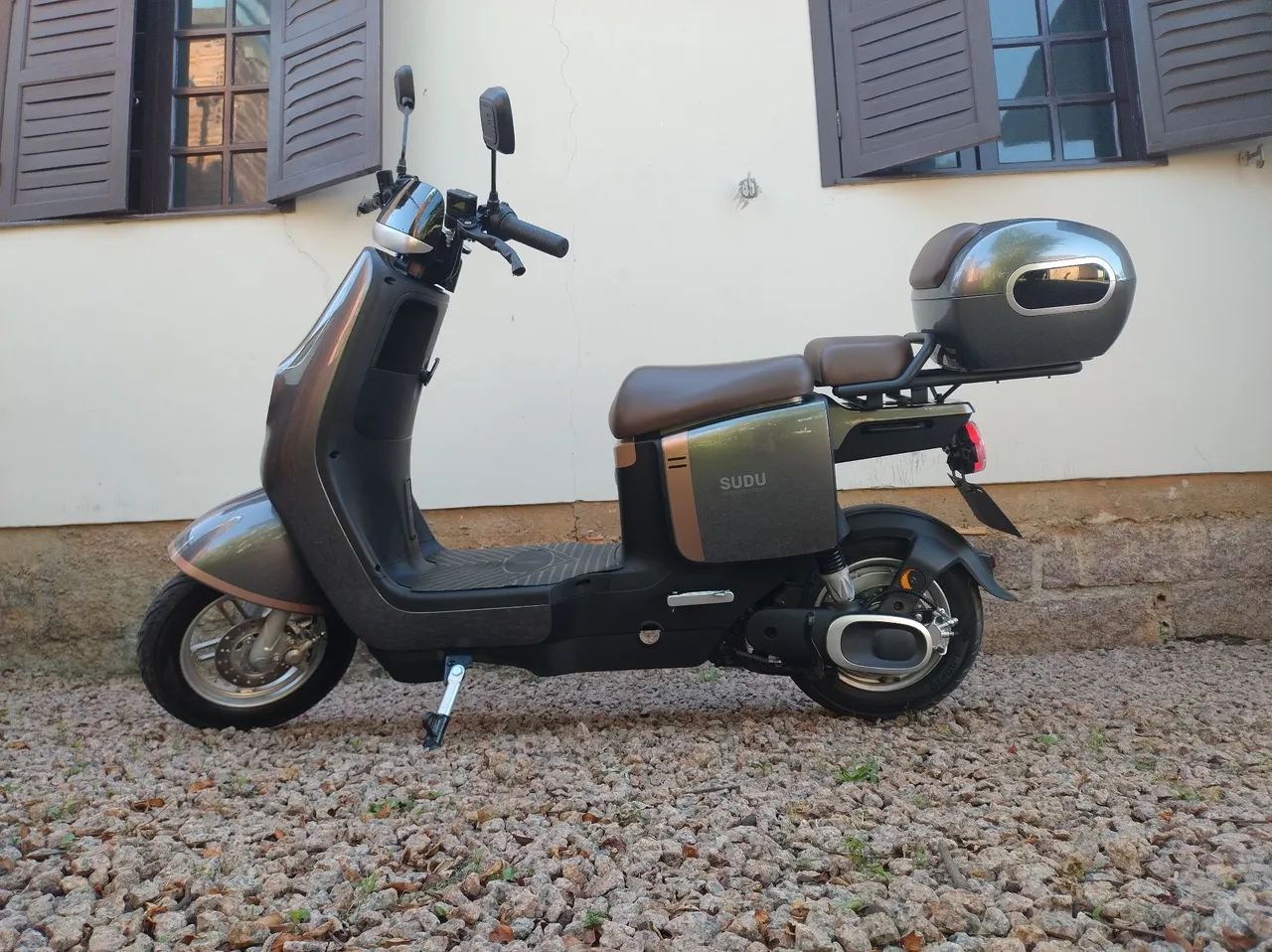 Moto elétrica Sudu A3