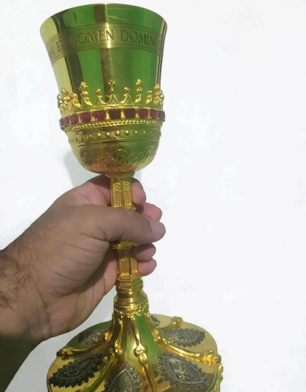 Cálice dourado
