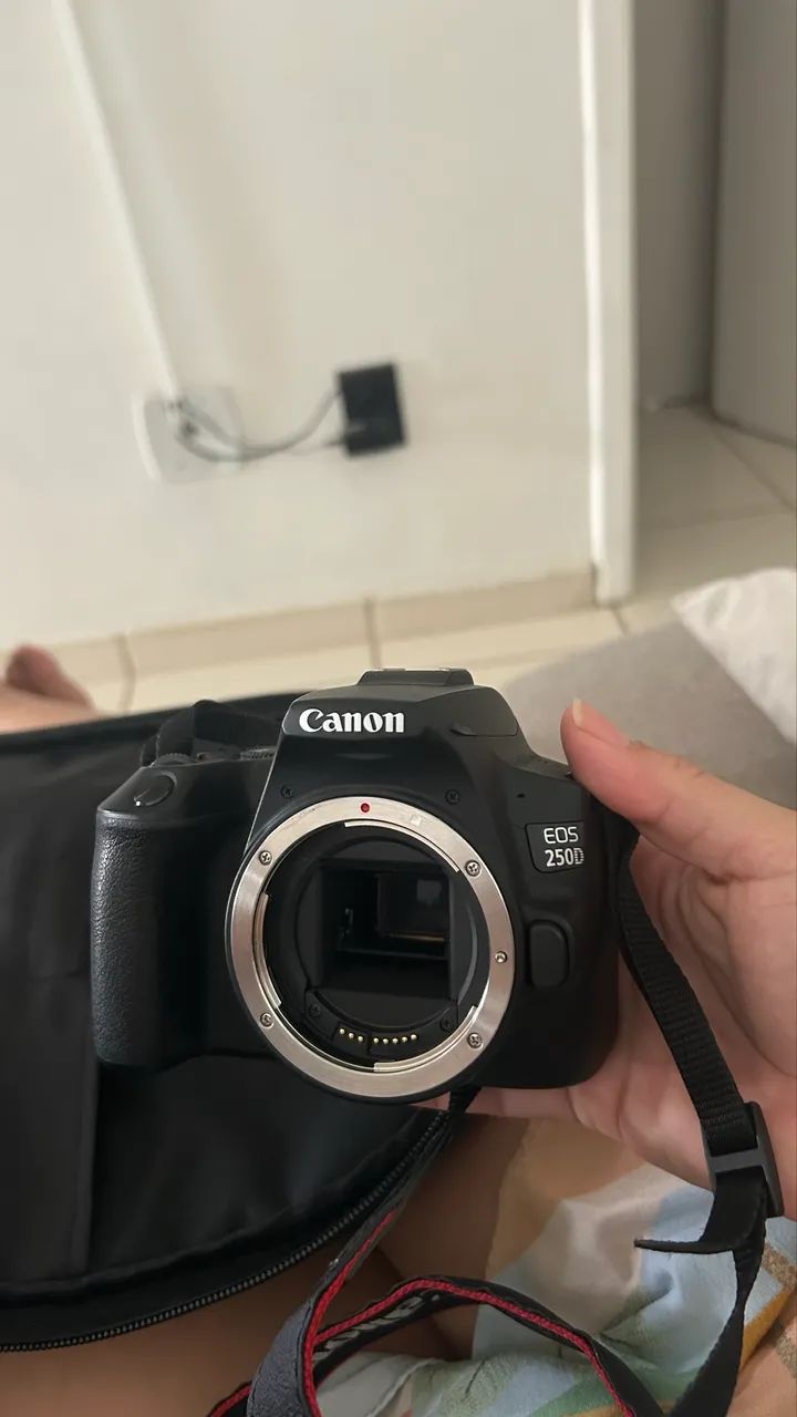 Câmera cânon 250D (SL3) - Foto 4