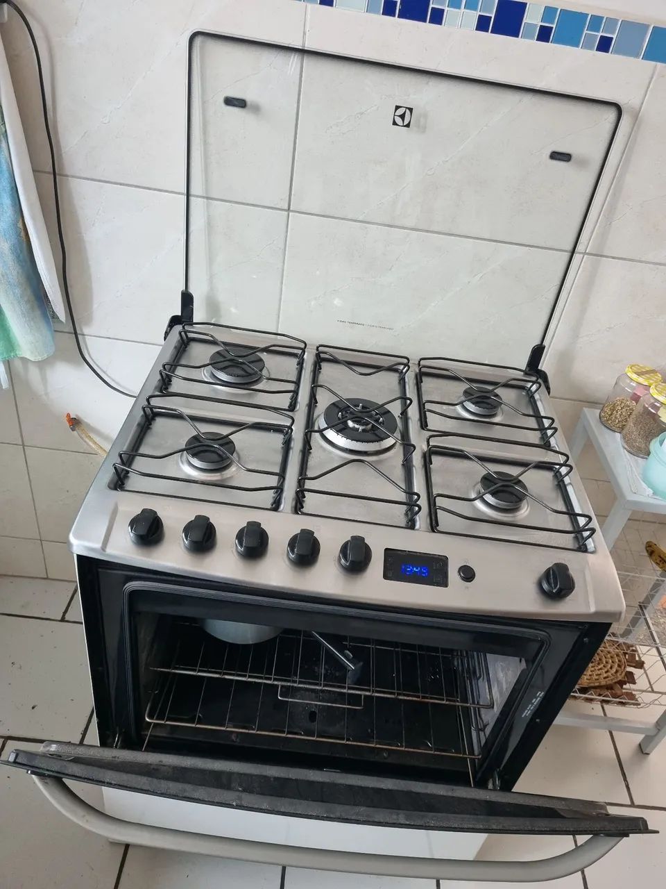 Fogão eletrolux 5 bocas - Foto 4