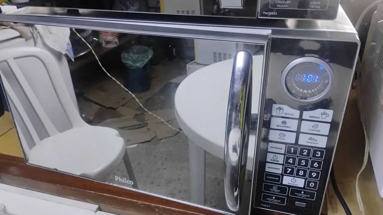 Micro-ondas Philco espelhado 30 l