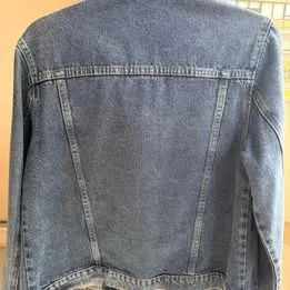 Jaqueta Jeans Feminina - Foto 2