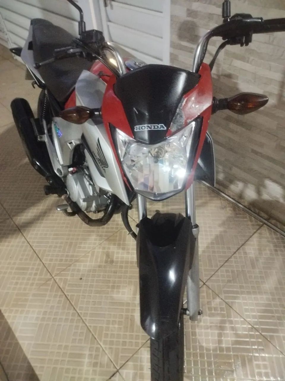 Vendo cg 150 2015