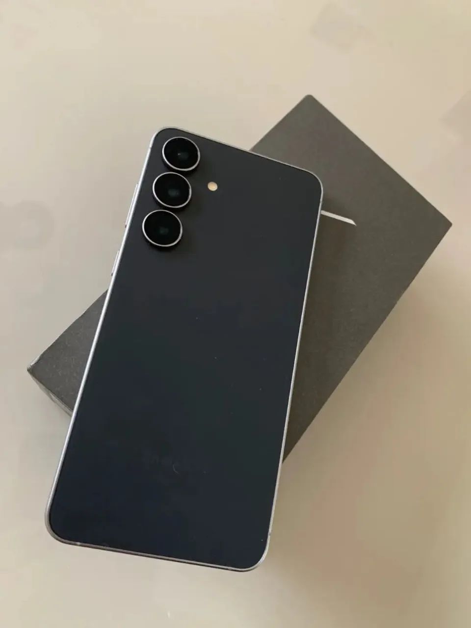 Samsung Galaxy S25 FE