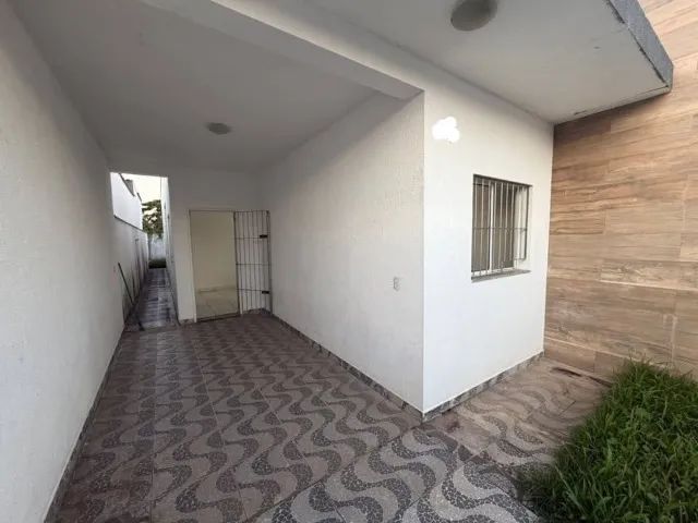 LC Vendo casa com garagem no São Pedro. - Foto 2