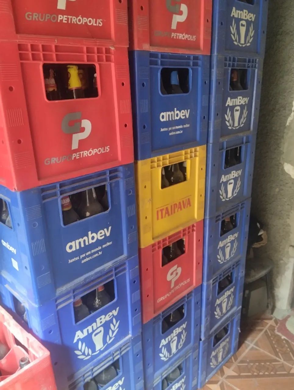 Caixa de litrao AmBev 