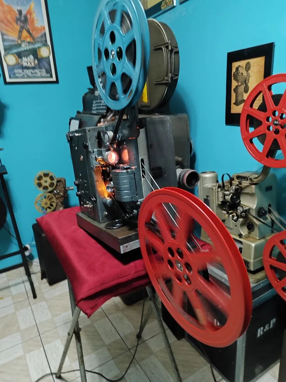 Projetor de cinema 16 mm RCA - Foto 2
