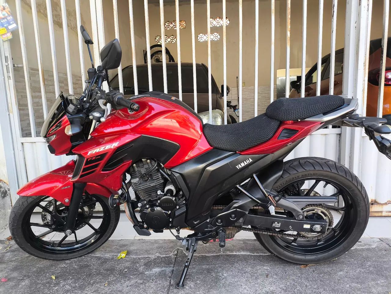 FAZER 250 2023 C/ABS Super Conservada 